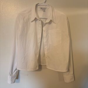 Cropped Athleta Poplin Button Up